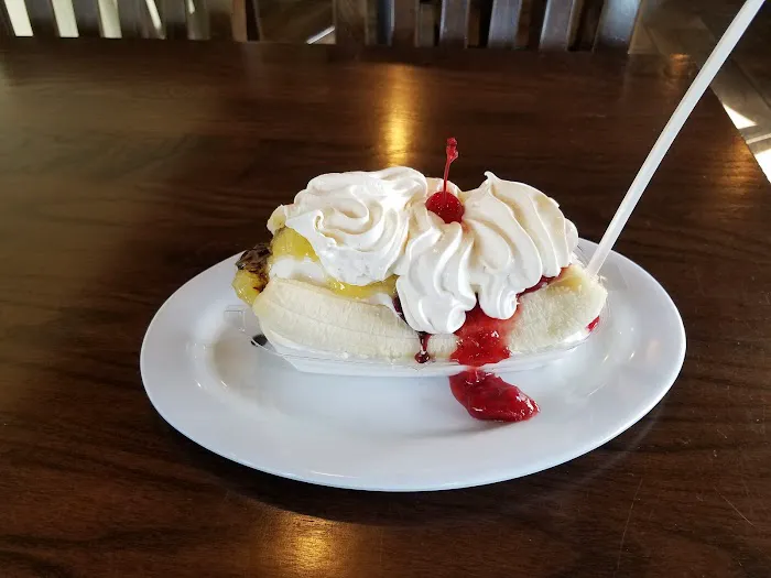 Pufferbelly's Ice Cream Station Picture 7