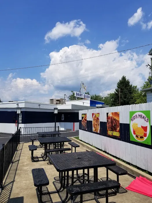 Dairy Queen Store Picture 10