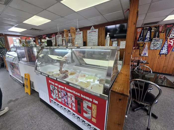 Lakeside Creamery Picture 1