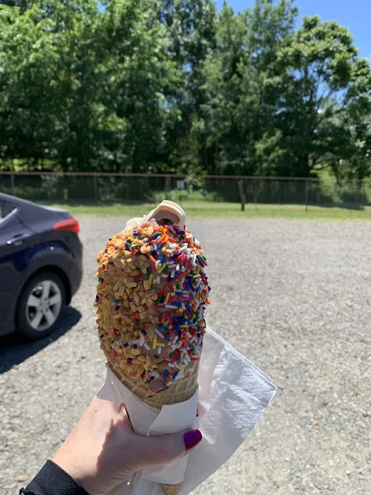 Moxie's Creamery Picture 2
