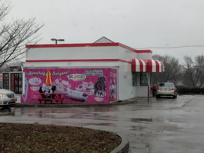 Bruster's Real Ice Cream Picture 10