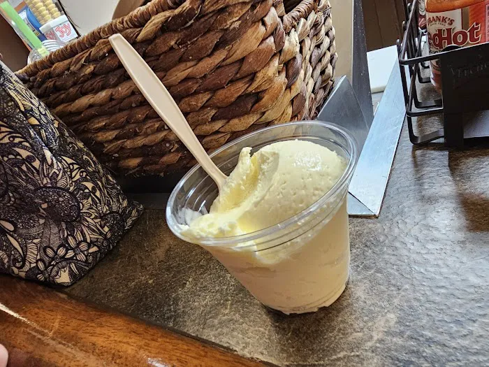 Queen City Creamery Scoop Shop Picture 2