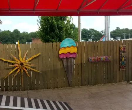 Molly's Ice Cream