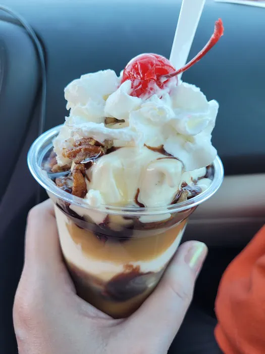 The Meadows Original Frozen Custard Picture 5
