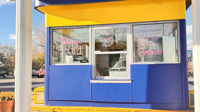 Smiley's Ice Cream Picture 7