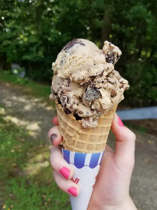 Four Corners Ice Cream Picture 1