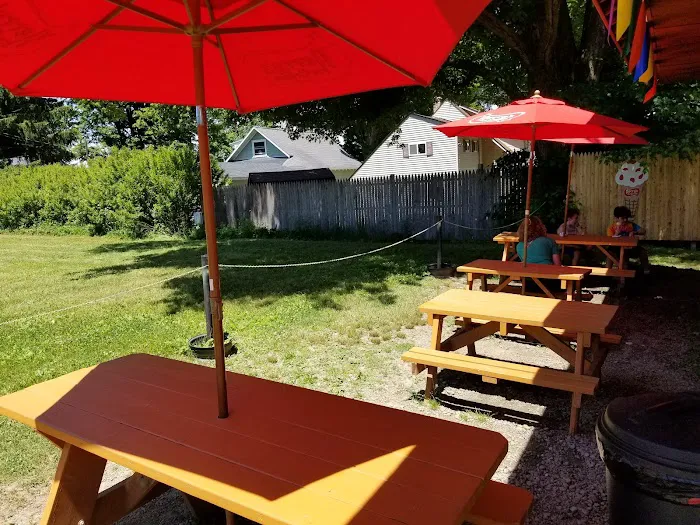 Ice Cream Shack Picture 4