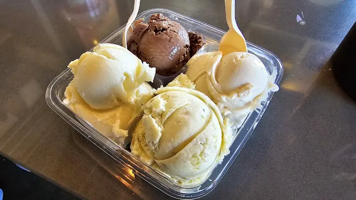 Crank & Boom Craft Ice Cream (Manchester) Picture 3