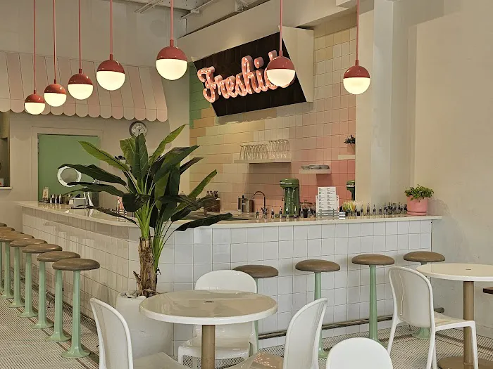 Freshie's Ice Cream & Soda Fountain Picture 1