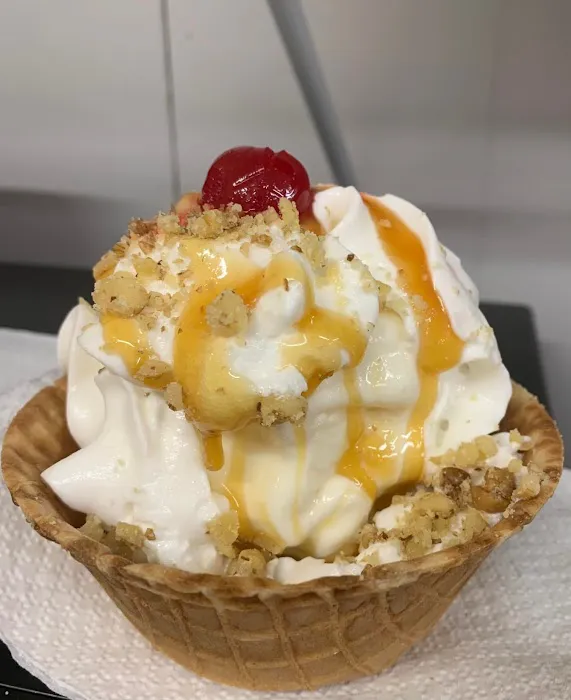 The Scoop Treats & Eats Picture 3