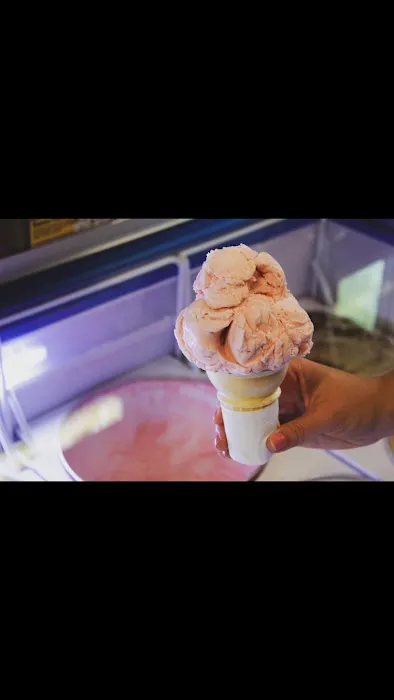 Hanging Rocks Ice Cream LLC Picture 1