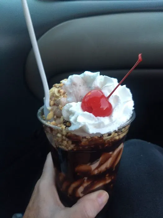 Buckhorn Icecream Picture 6