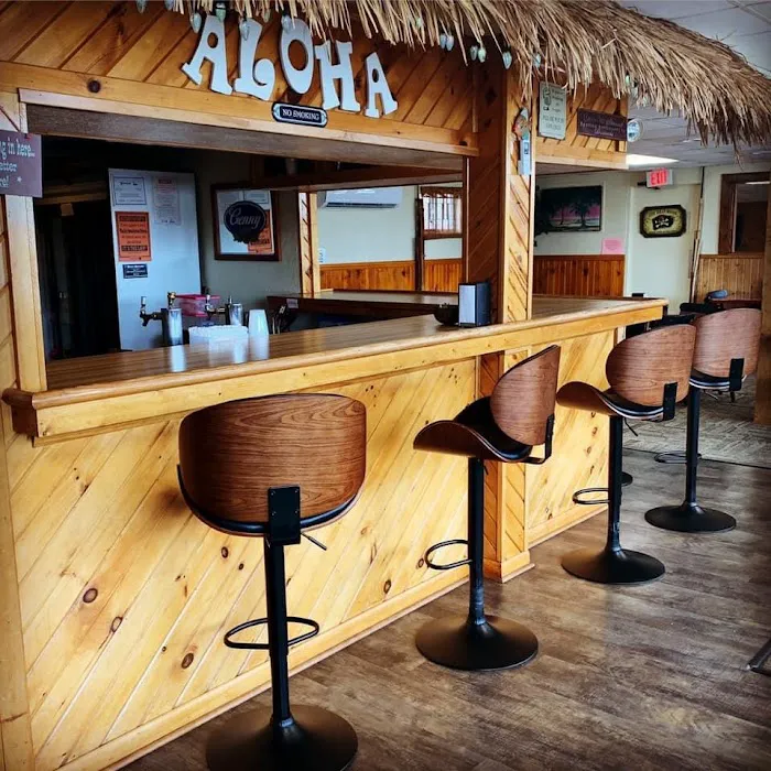 Pirates Cove Pub and Grill Picture 2