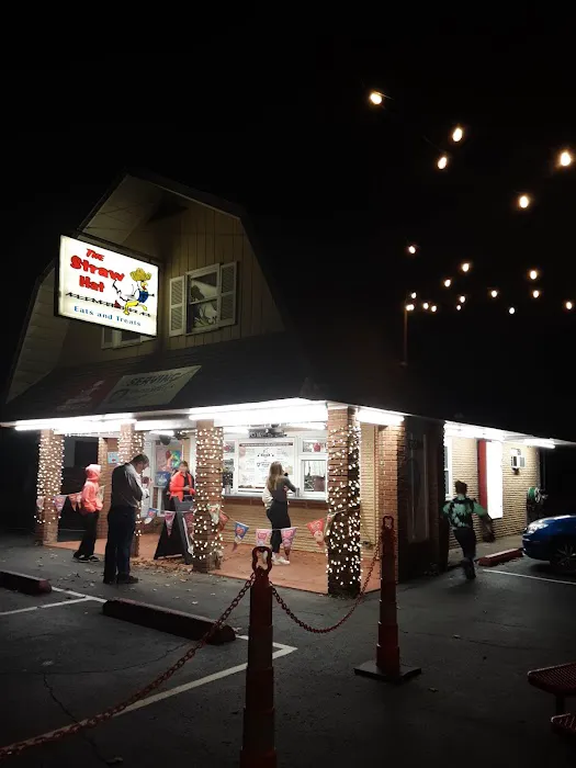 The Straw Hat Sundae Shop Picture 5