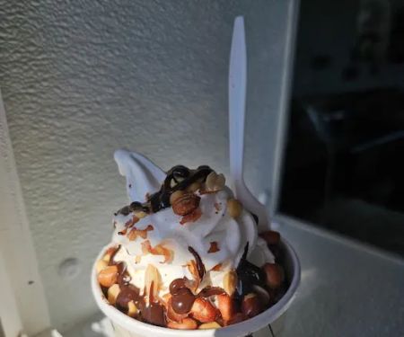 Stow Scoop & Swirl Station