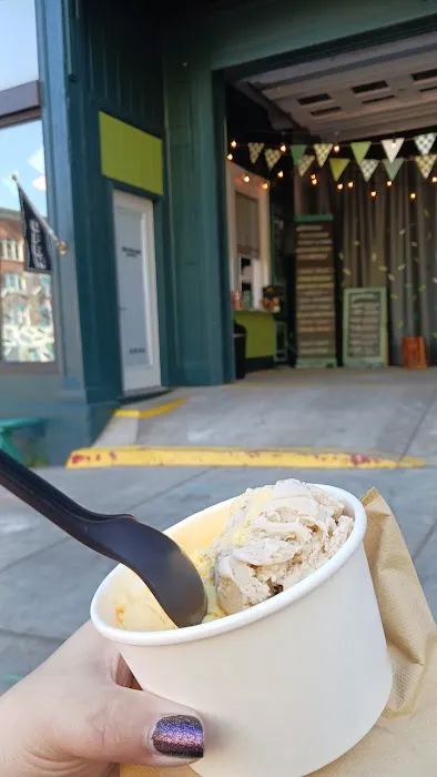 The Pine Cone Creamery Picture 10