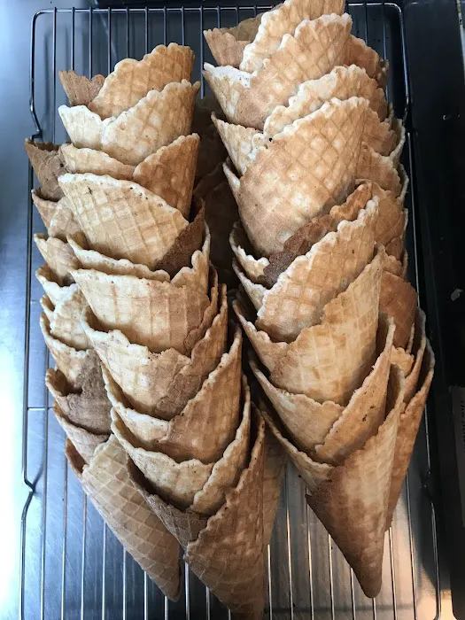 The Pine Cone Creamery Picture 4