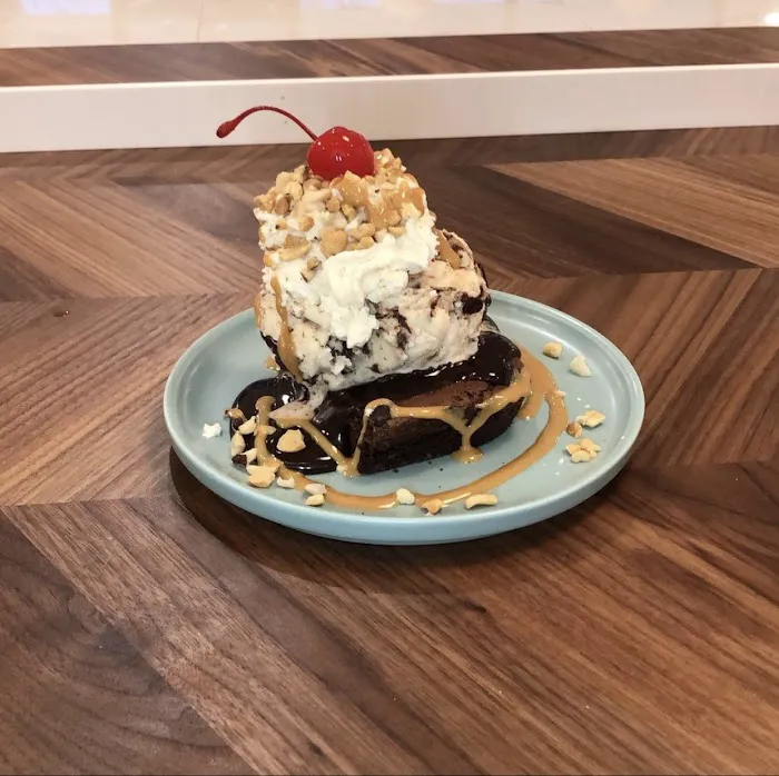Freshie's Ice Cream & Soda Fountain Picture 9
