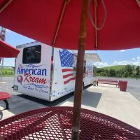 American Kream Soft Serve ico