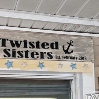 Twisted Sisters Ice Cream ico