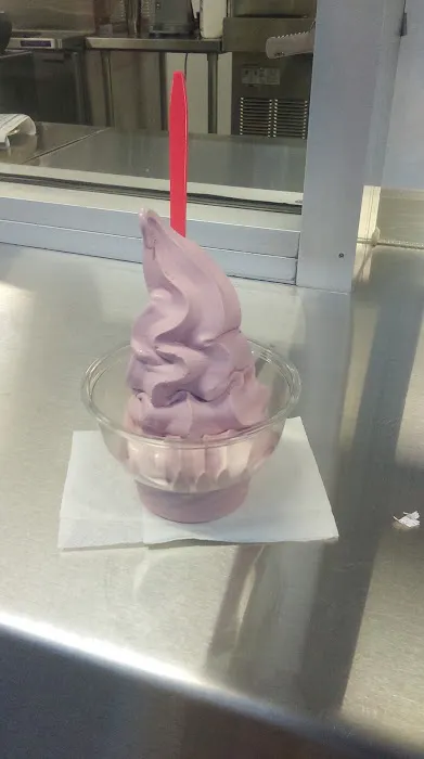 Frosty Cow Soft Serve Picture 8