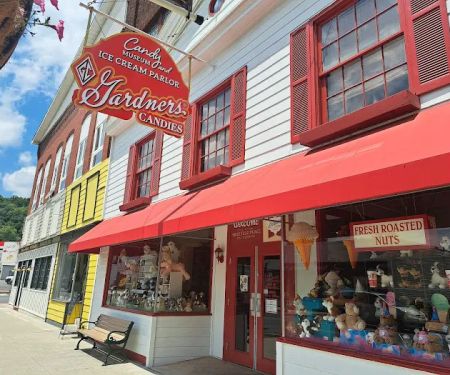 Gardners Ice Cream Parlour