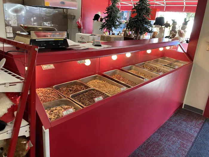 Gardners Ice Cream Parlour Picture 9