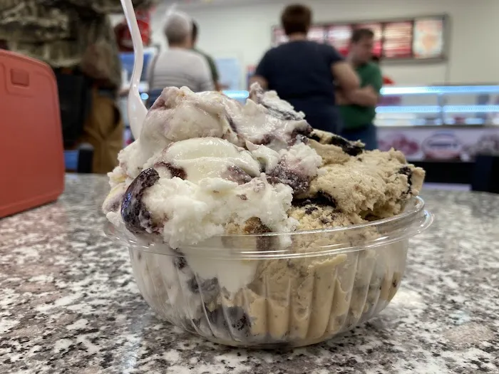 Gardners Ice Cream Parlour Picture 4