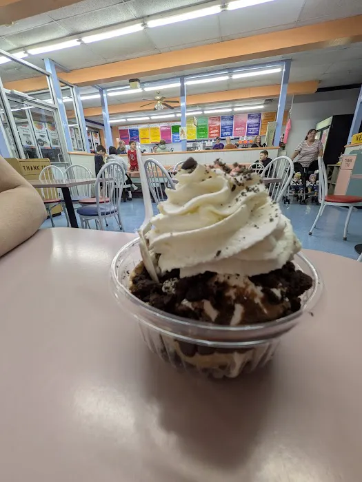 Big Dipper Ice Cream Parlor Picture 5