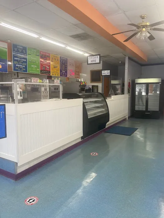 Big Dipper Ice Cream Parlor Picture 10