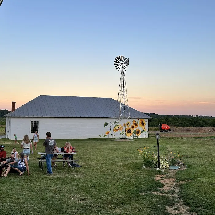 The Homestead Farm at Fruit Hill Orchard and Sugar Shack LLC Picture 10