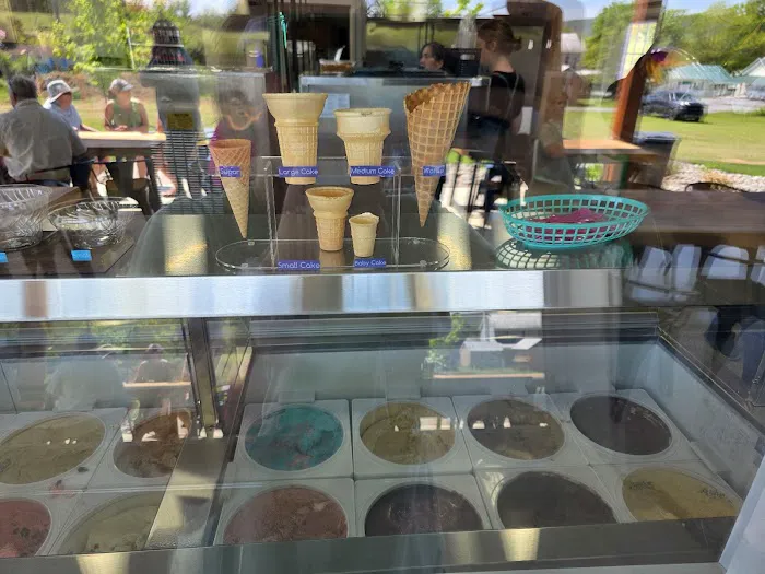 Ganotown Ice Cream Picture 2