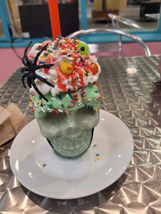 Megamilkshakes by sweet surprise, LLC Picture 6