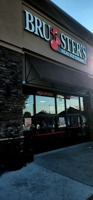 Bruster's Real Ice Cream Picture 6