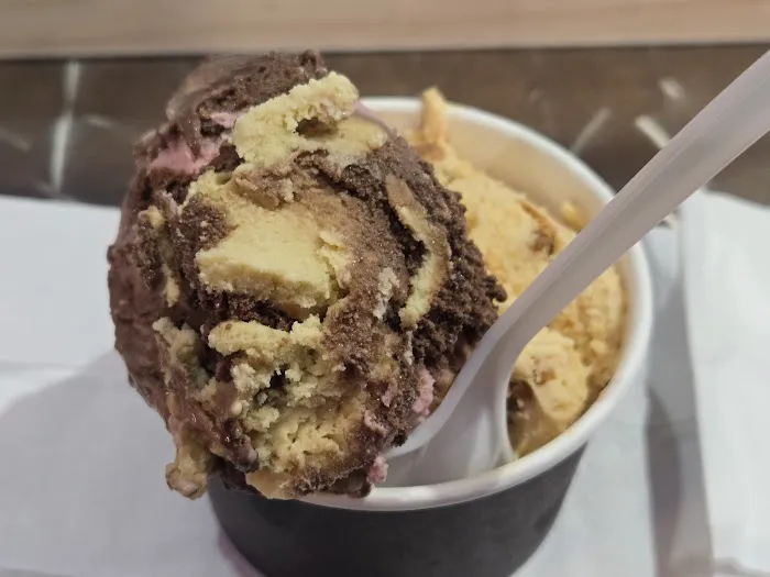 A Lot O' Gelato Picture 8