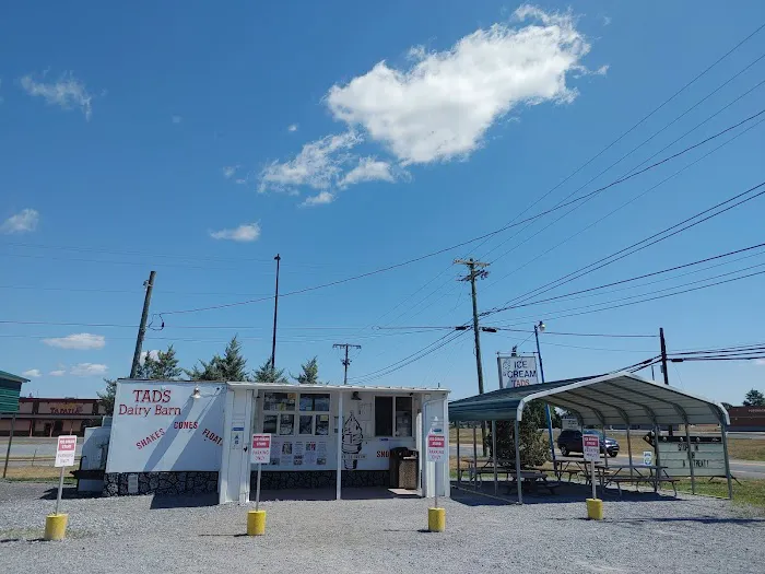 Tad's Dairy Barn Picture 10