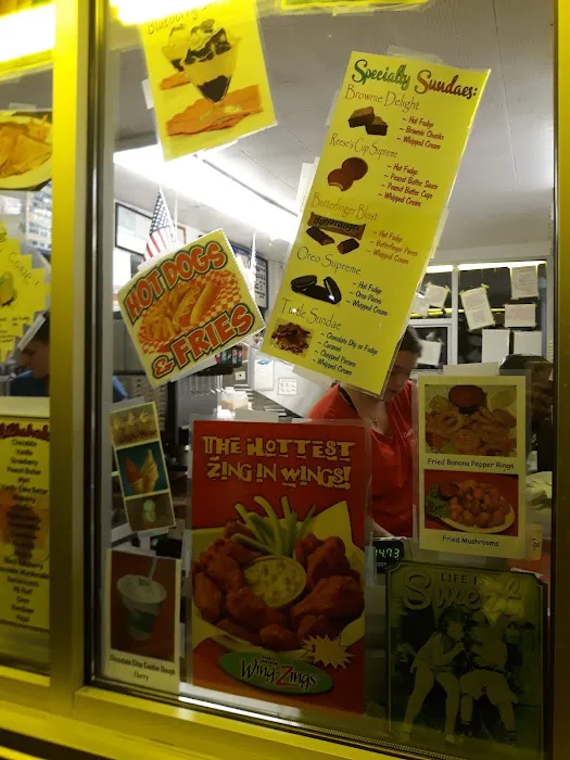 Custer City Drive-in Ice Cream Picture 2