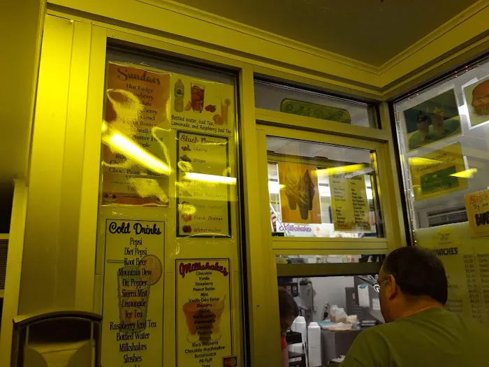 Custer City Drive-in Ice Cream Picture 9