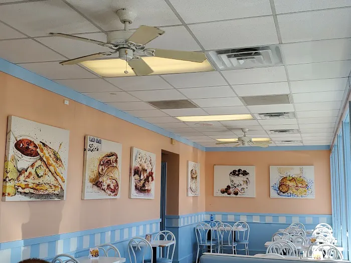 Lic's Deli & Ice Cream Picture 6