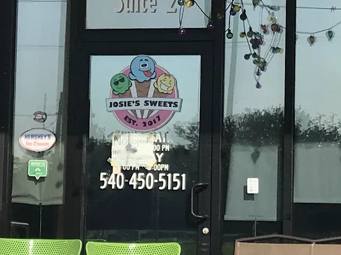 Josie's Sweets Picture 4