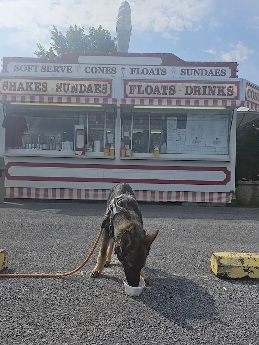 JB's Ice Cream Shoppe Picture 9