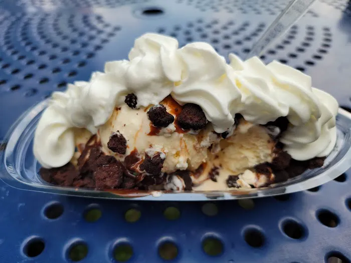 Scoop-A-Licious & More Picture 4