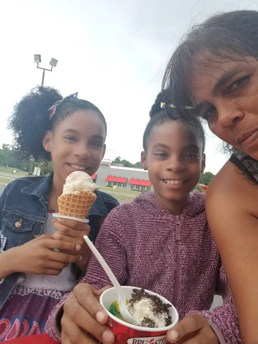 Bruster's Real Ice Cream Picture 5