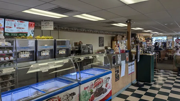 Mikie's Ice Cream & Green Cow Picture 10