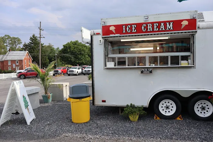Leota's Ice Cream Picture 10