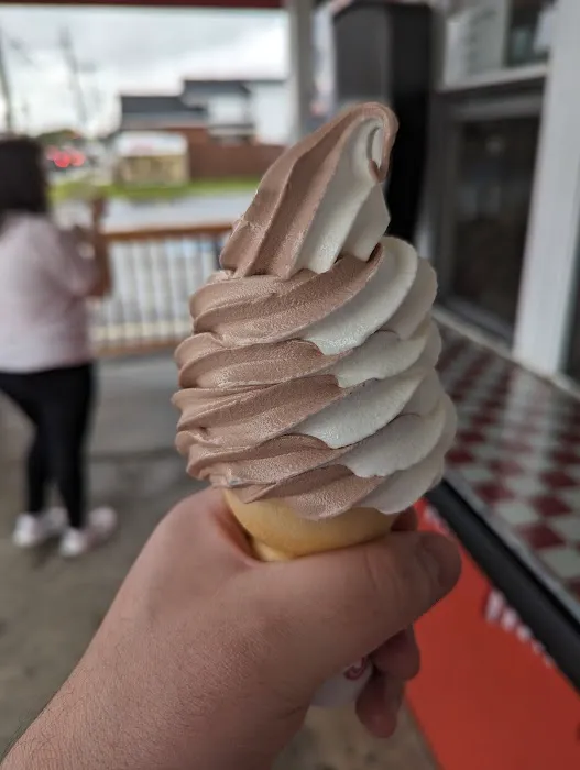 Hi-Ho Drive In Picture 4