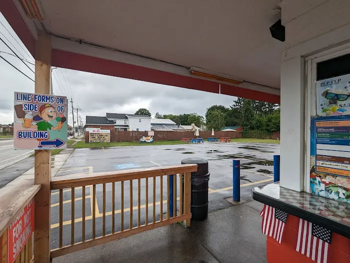 Hi-Ho Drive In Picture 8