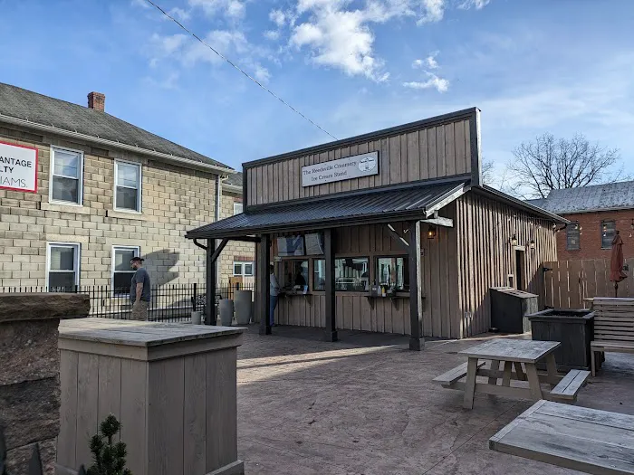 Reedsville Creamery Ice Cream Stand Picture 6