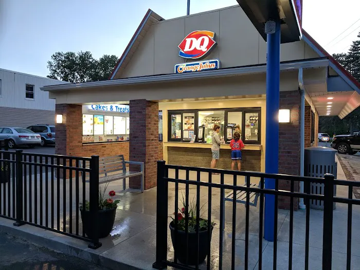 Dairy Queen (Treat) Picture 3