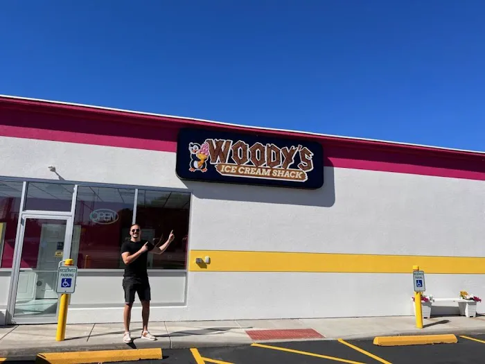 Woody's Ice Cream Shack Picture 1